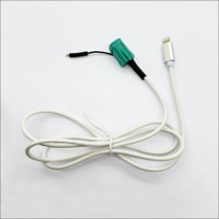 Cabo Auxiliar 1m Lightning Para Rádio Fiat